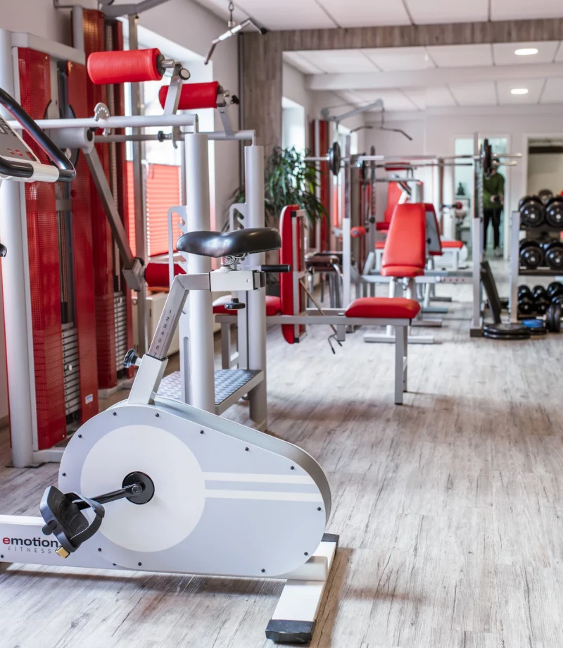 Sportgeräte im Fitnessstudio in Hessisch Lichtenau